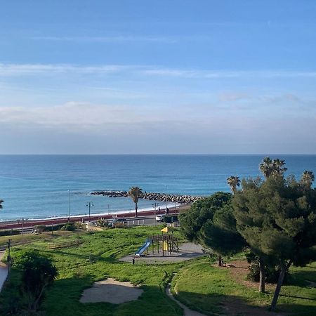 Mare 5 Lägenhet Ventimiglia Exteriör bild